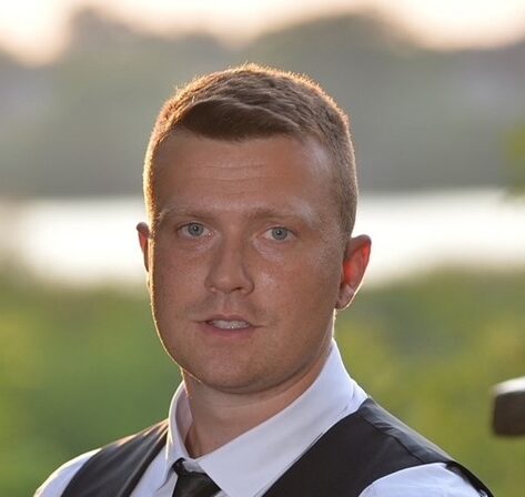 Denis Idrizović